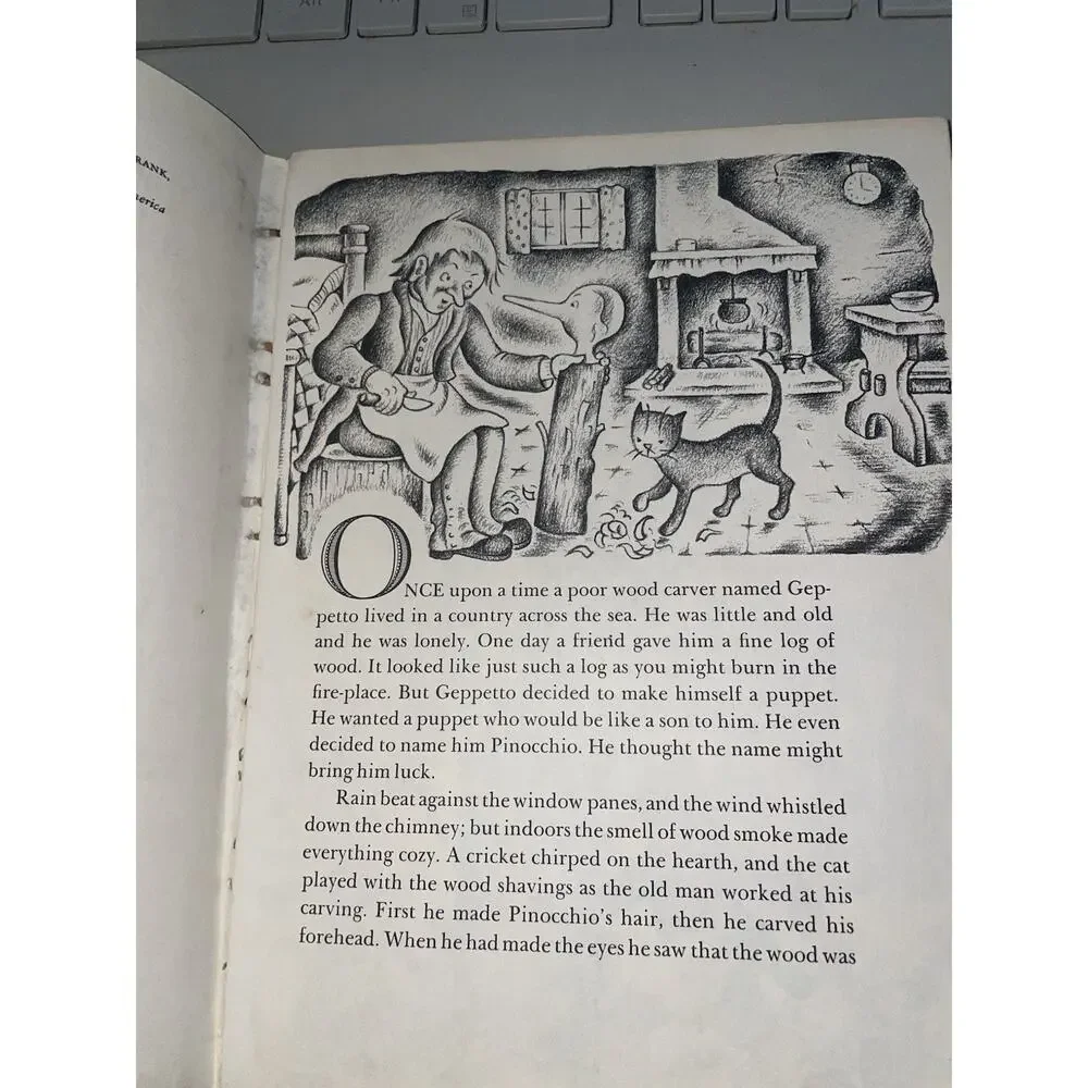Vintage Dandelion Library Book 2 in 1 Pinocchio & Adventures of Robin Hood 1946